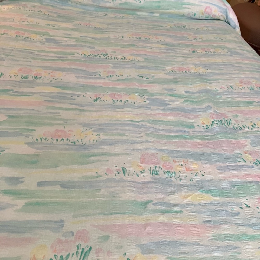 SEERSUCKER RUFFLED COTTON set of 2 TWIN BEDSPREADS FLORAL GARDEN PASTELS - Picture 14 of 16